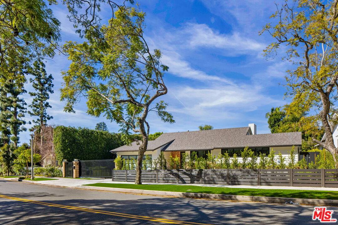 1413   Allenford Ave 4BR Brentwood La