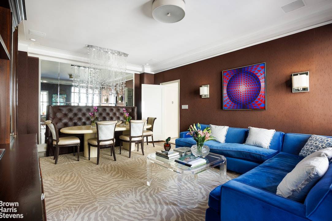 Showcasing the grandeur that is the hallmark of Emery Roth's most renown buildings, this grand scale 7 room home is perfect for elegant entertaining and comfortable, spacious living.