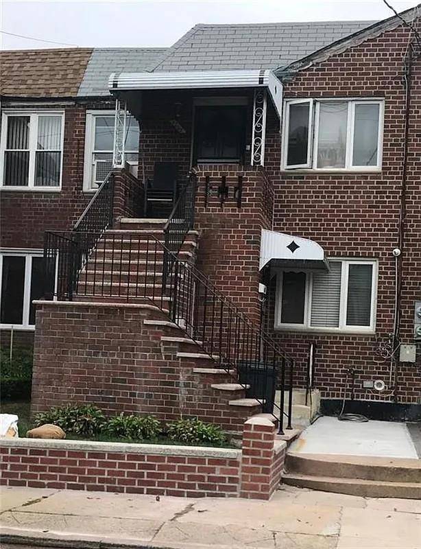 Welcome to this charming all brick two family house located in the heart of Canarsie between Avenues L and M.
