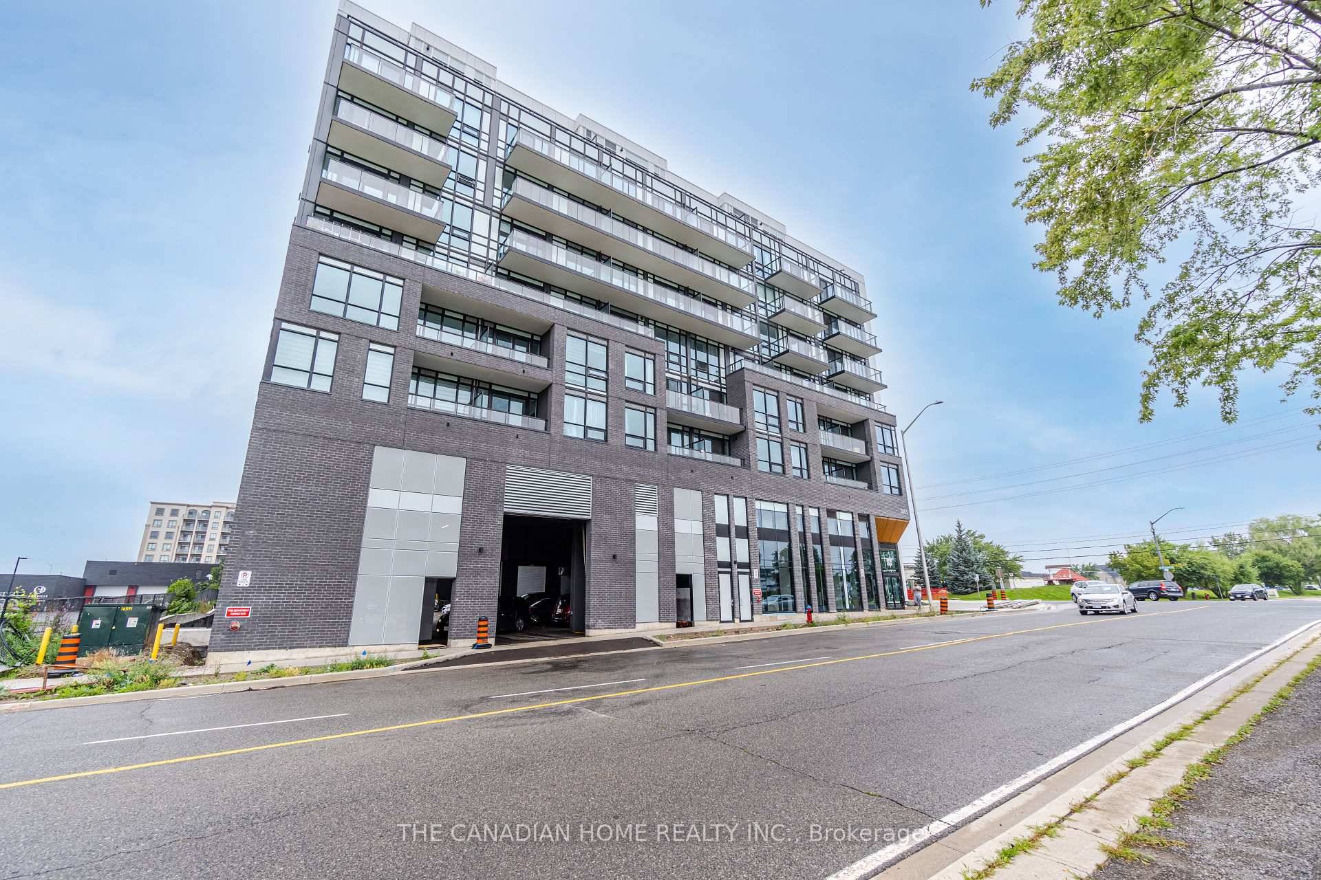Boutique Luxury Living Stunning 2 Bedroom, 2 Bathroom Suite with Parking amp ; Locker.