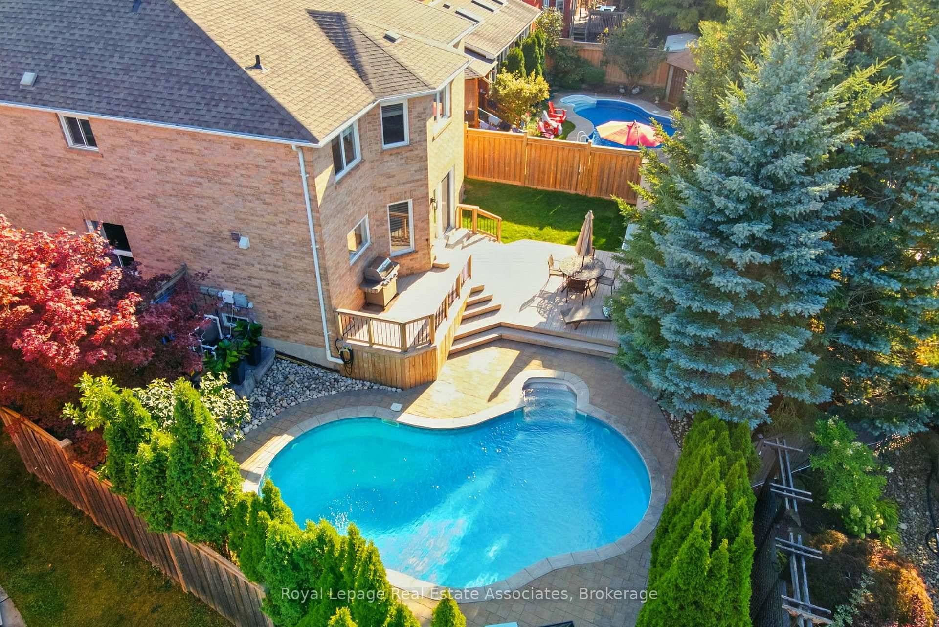 Stunning, fully updated executive detached home in a highly sought after neighbourhood, offering the perfect balance of elegance, comfort and family living.