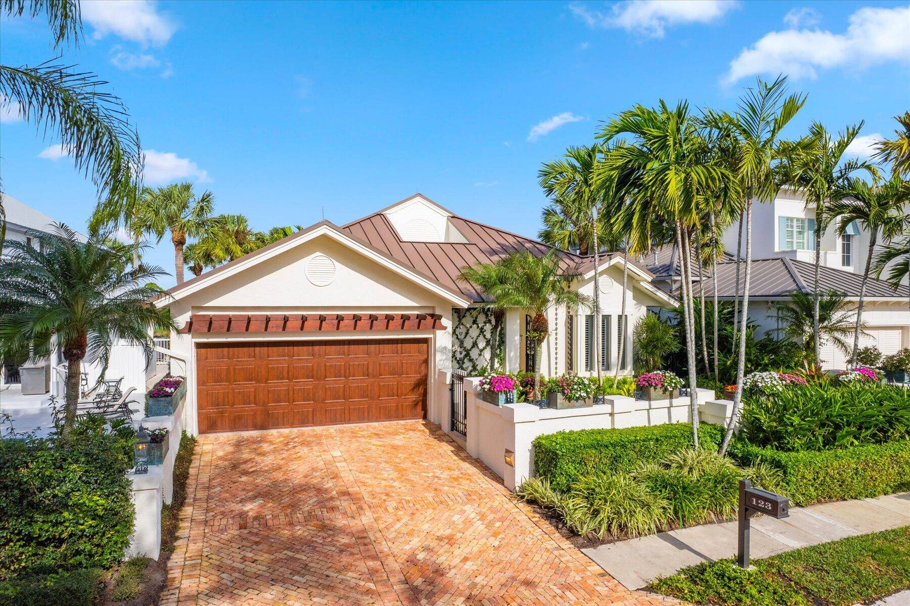 Live The Loxahatchee Club lifestyle in this perfectly and tastefully updated and upgraded 3 bedroom, 3 bath custom built home with approximately 3, 000 sq ft of living.