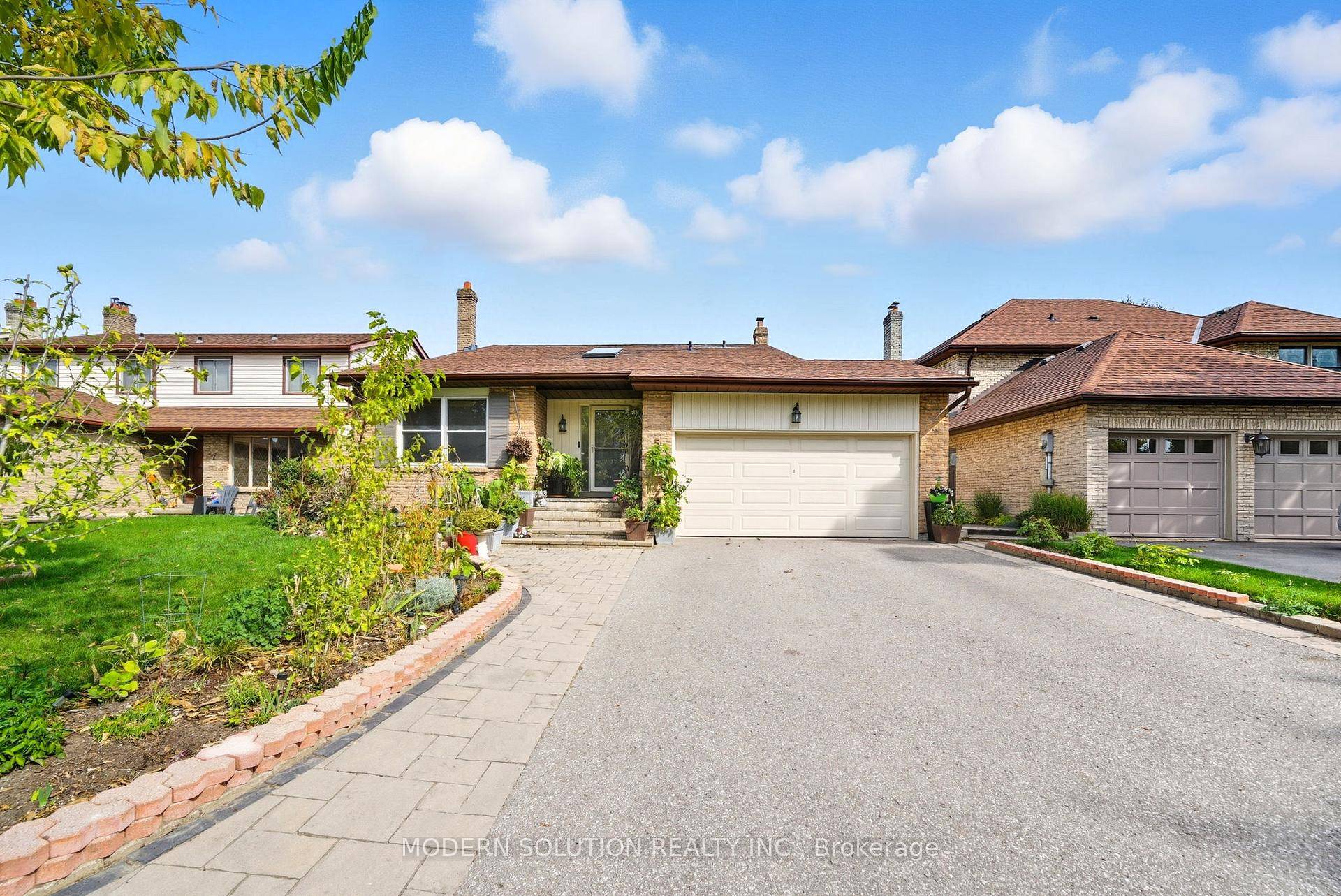 Welcome to this charming multi level backsplit nestled on a quiet, established cul de sac in the desirable Blue Meadows community.