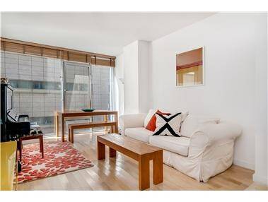 Welcome home to a new offering at one of Tribeca's best full service condos, 50 Franklin !