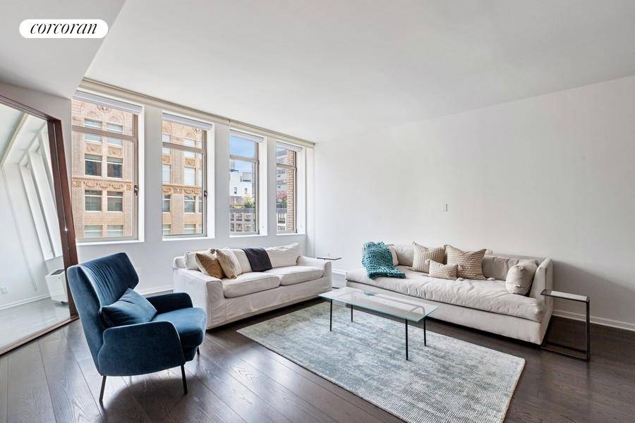 Luxurious living in the heart of Chelsea !