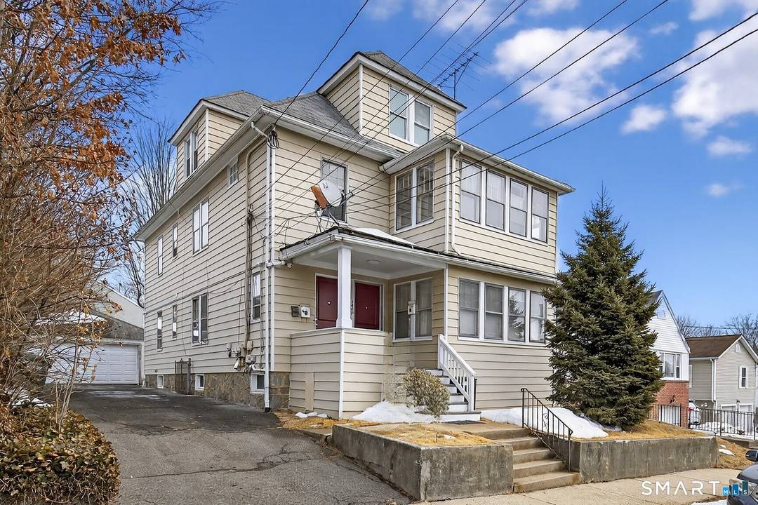 Excellent investment opportunity in the desirable Brooklawn area.