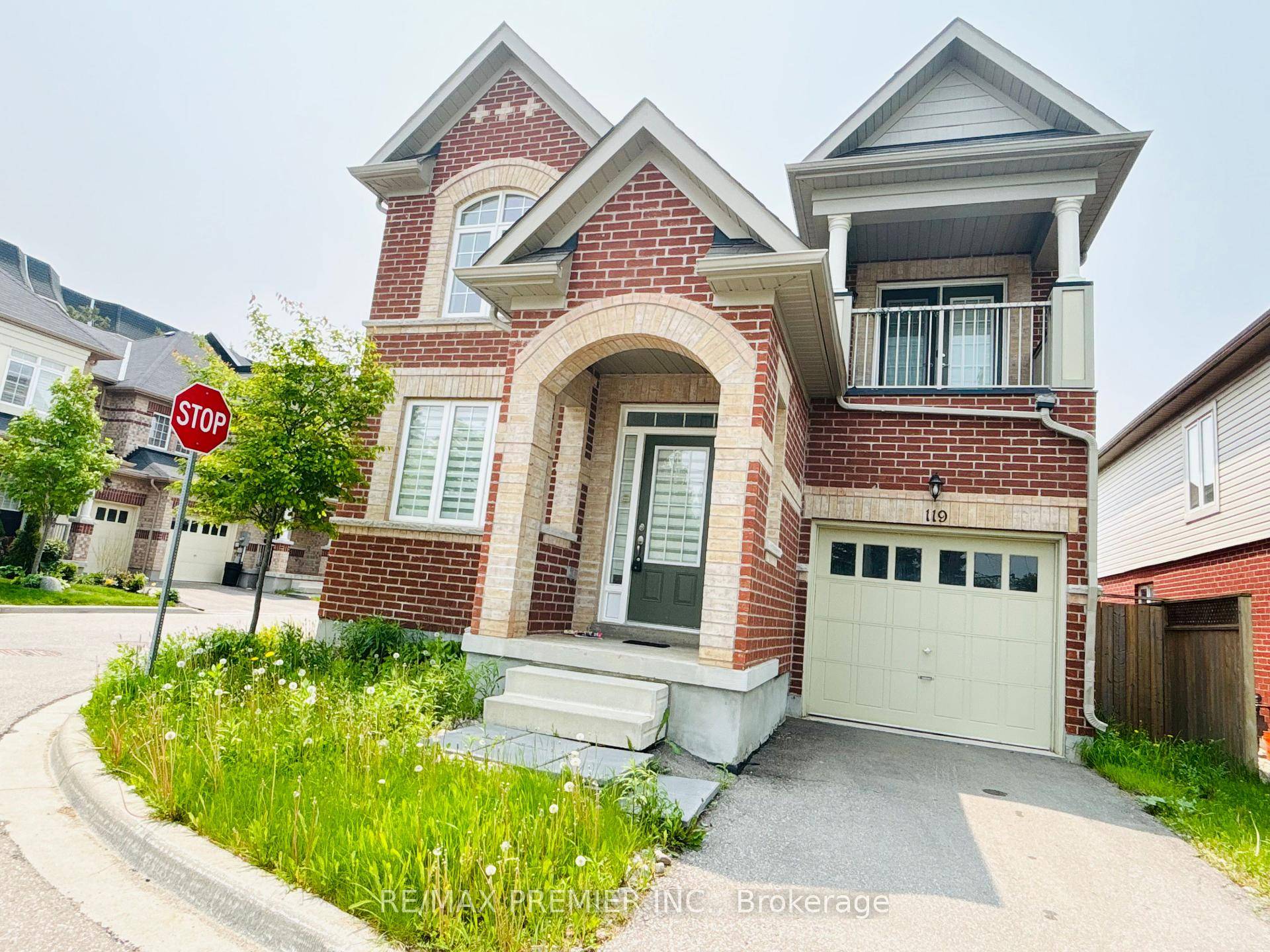 For Rent 3 Bed, 2. 5 Bath in OrangevilleBeautiful, like new detached home at 48 C Line.