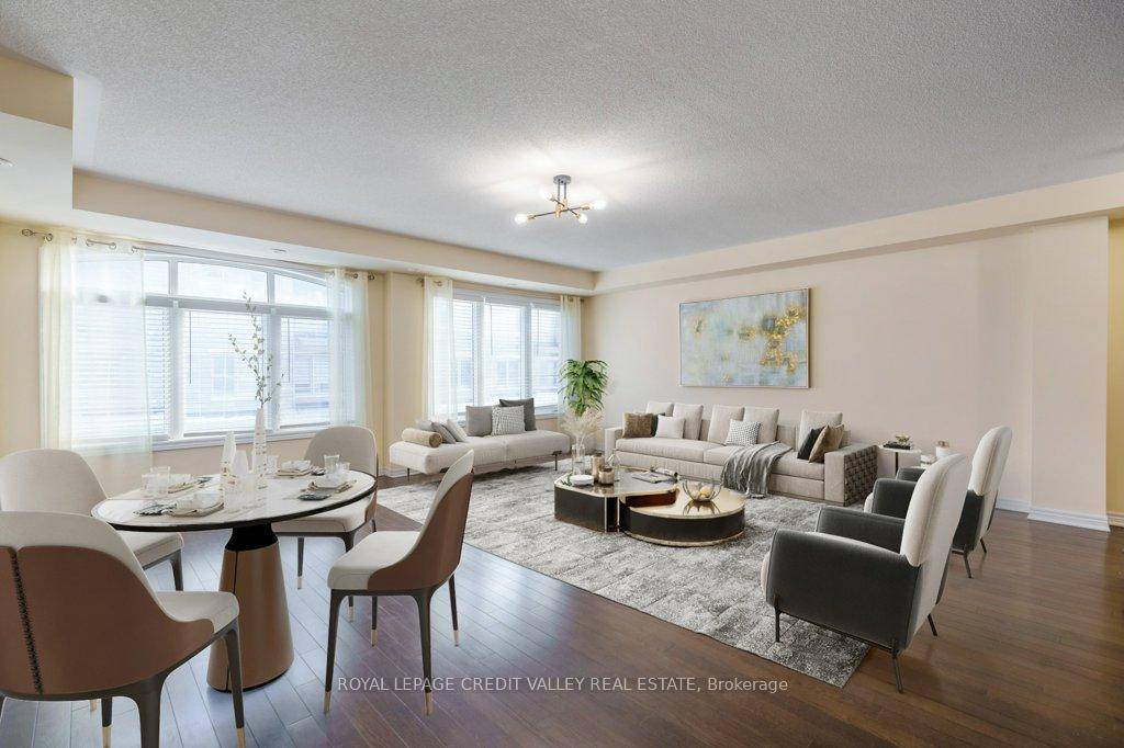 Bright and modern 3 bedroom, 2 bath stacked townhouse available for lease in one of Bramptons most desirable neighborhoods.