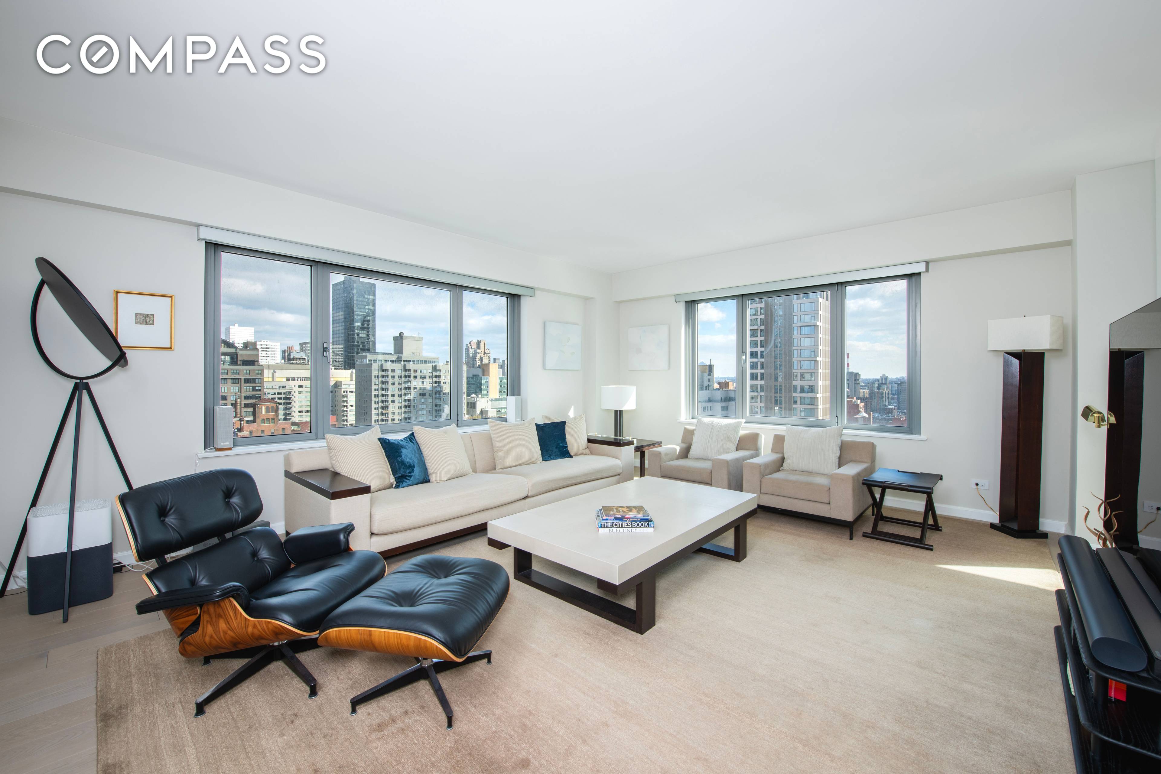 Move right into this stunning and spacious, high floor corner 2 bedroom 2.