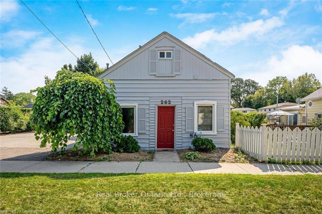 1. 5 storey detached home, located in the charming neighborhood of Old Milton, A fantastic opportunity for first time homebuyers.
