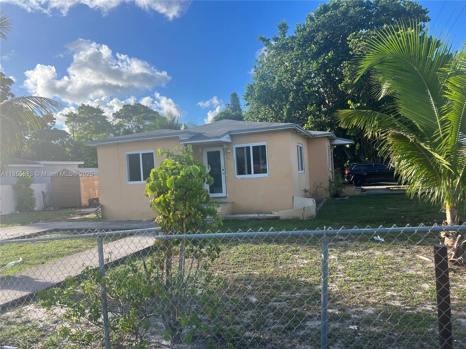 This charming duplex, located on a large corner lot in the Pinewood Park Ext 03 subdivision, boasts a generous 11, 200 sq ft lot and a comfortable 1, 454 sq ...