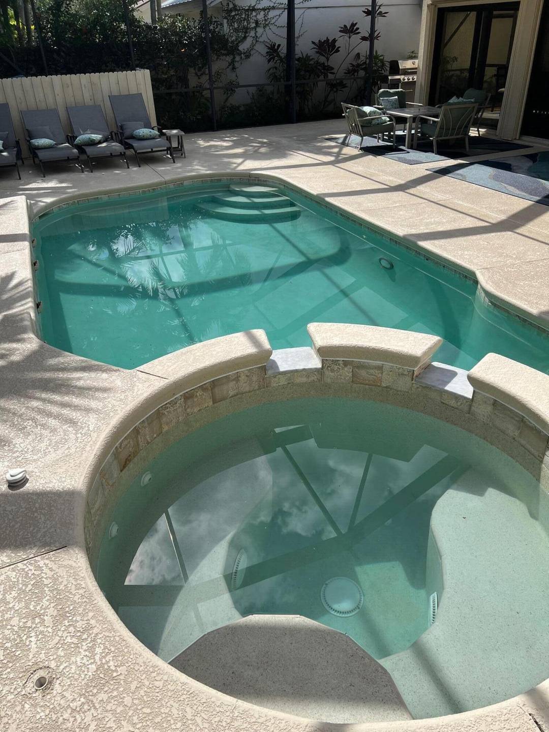 LOCATION ! LOCATION ! LOCATION !