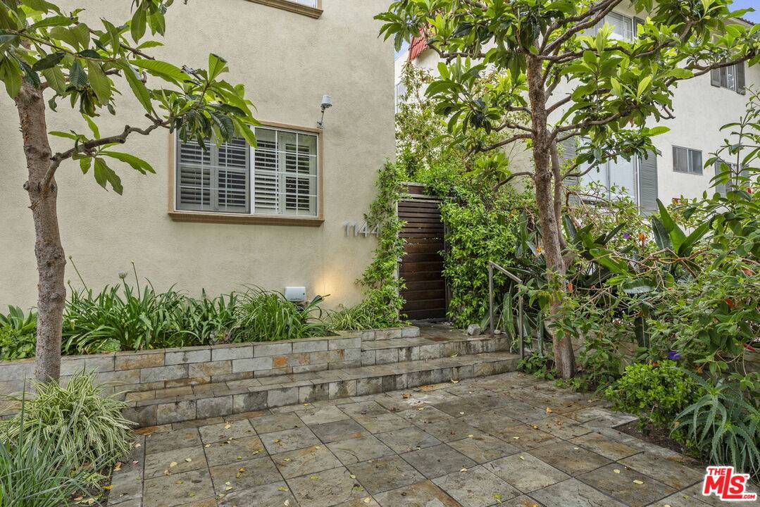 1144  10th 2BR Santa Monica La