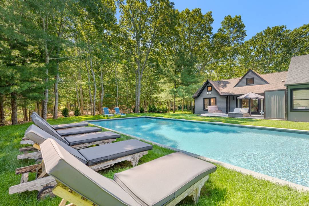Southampton Rental With Pool And Har Tru Tennis Court