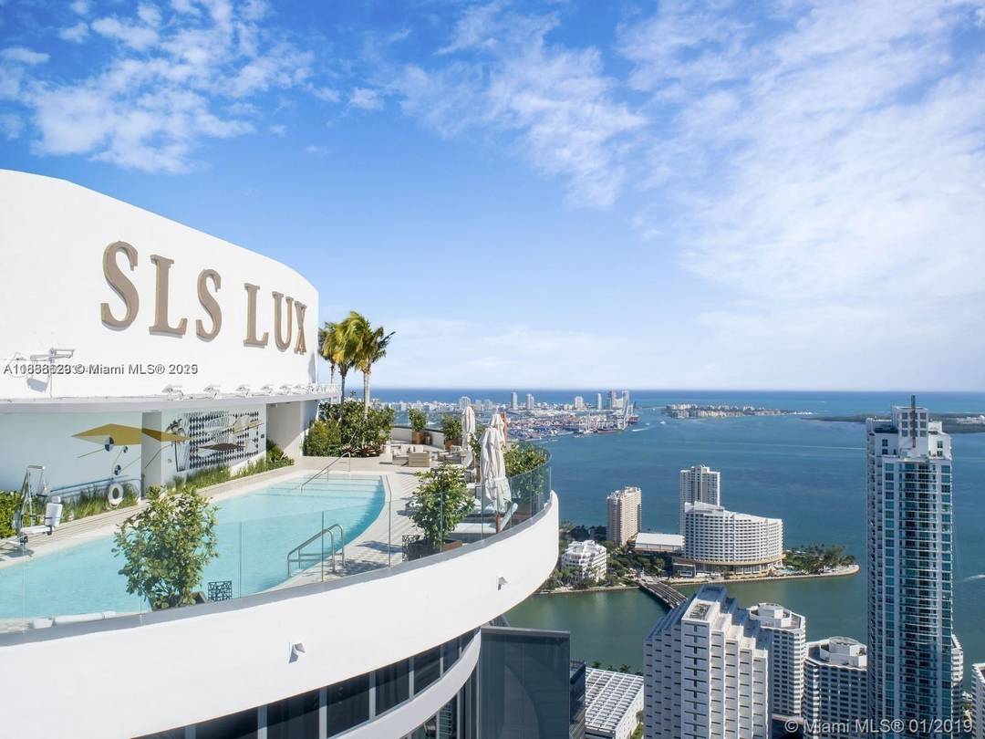 Investor's Dream ! Immerse yourself in the luxury life at the SLS LUX.