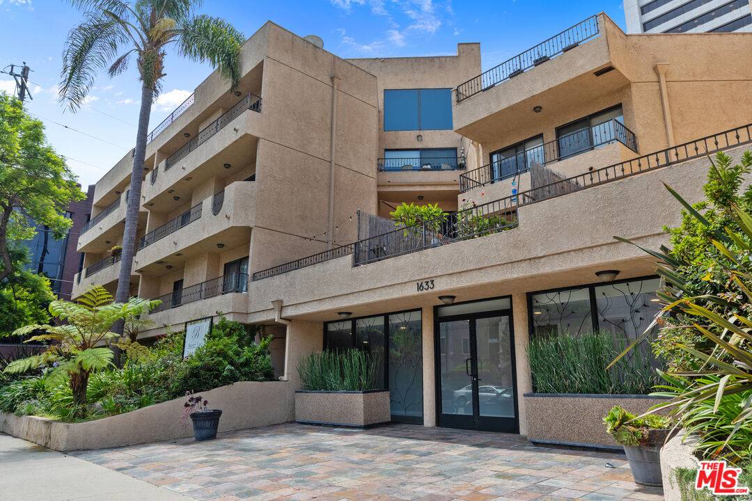 1633 S Bentley Ave 2BR Beverlywood La