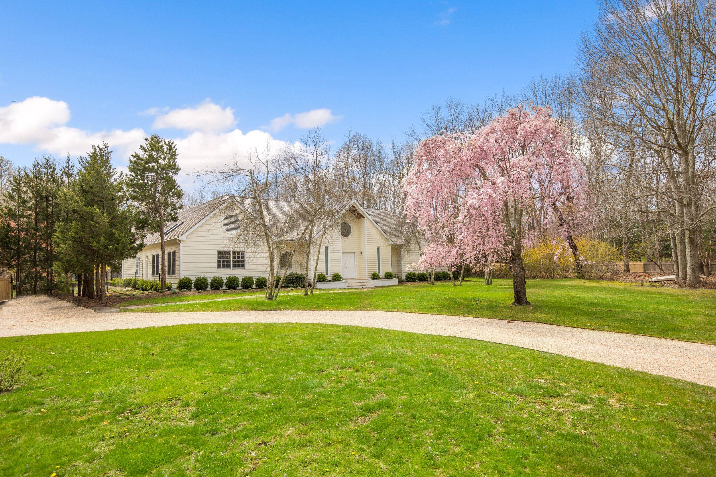 Serene Seclusion in Sag Harbor with Pool and Tennis 