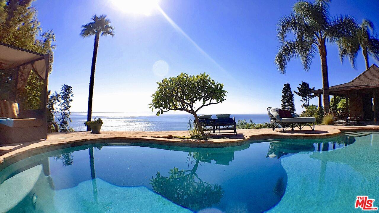 20404   Little Rock Way Malibu LA