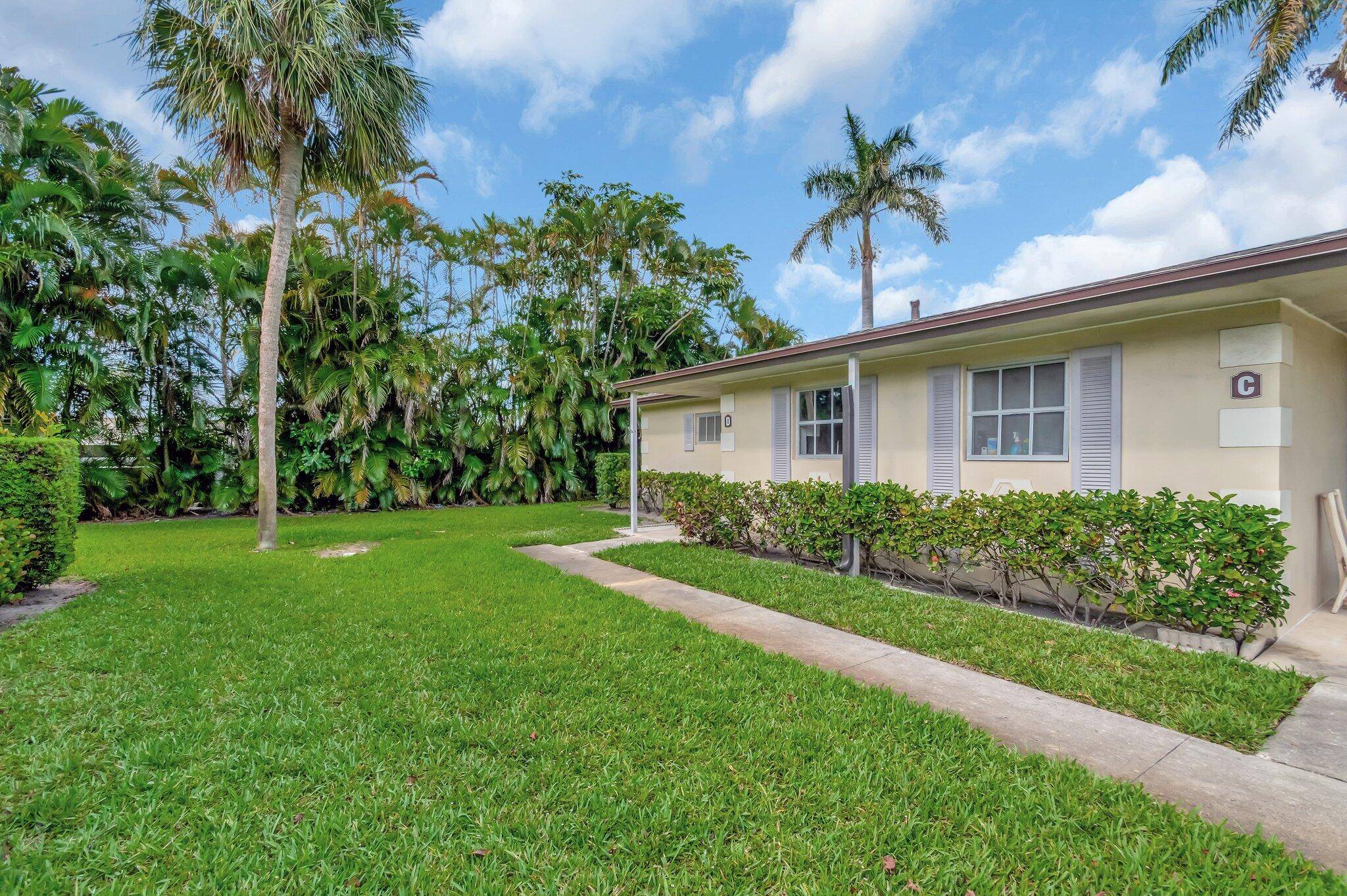 55 Community located in the heart of West Palm Beach.