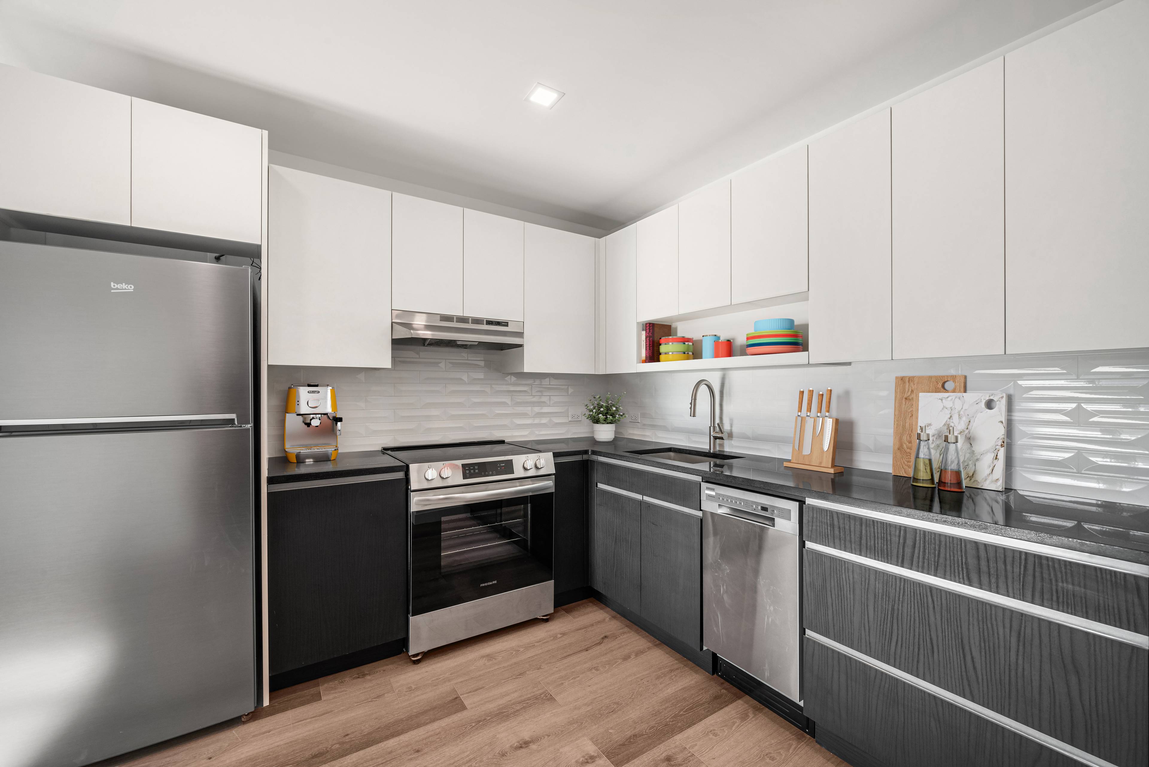 Introducing The Bronx Vibe, a brand new rental development in Concourse Village that's not just a bunch of walls, it's a lifestyle statement.