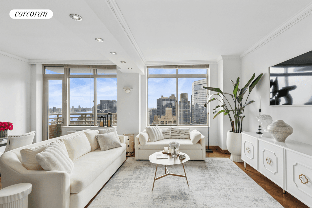 Penthouse Elegance with Iconic Skyline Vistas 236 East 47th Street, PH1A An extraordinary opportunity to own a true penthouse in the heart of Midtown East.