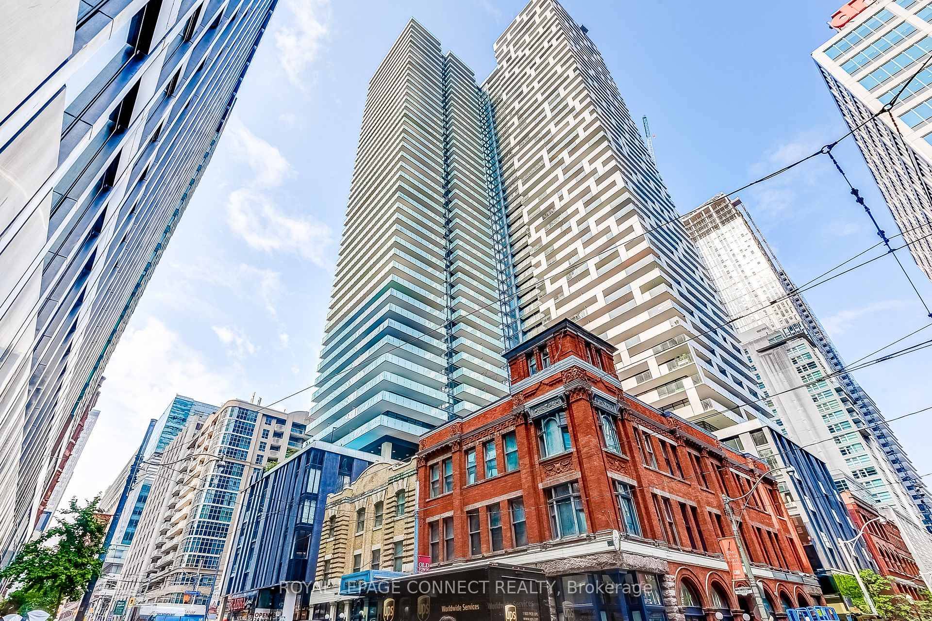 Prestigious Yonge Rich condo by Great Gulf, Live In The Heart Of Downtown At Yonge And Richmond.