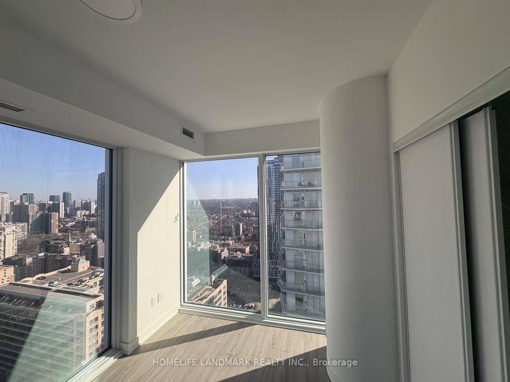 Brand New Never Lived In,,, 1 Den Like a 2 Bedroom,,, Den has Door amp ; Window, Conner unit with 2 Direction View, Super Bright.