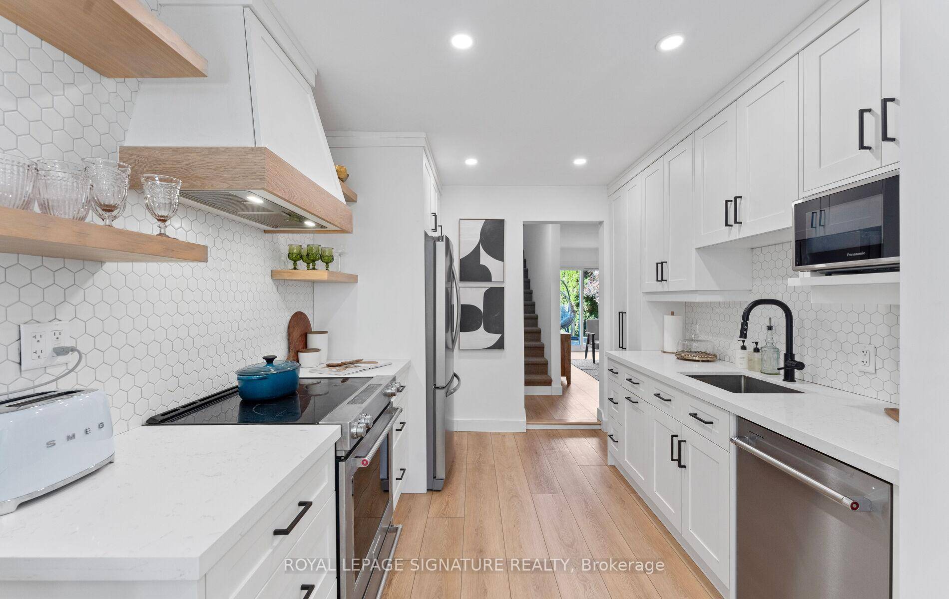 Welcome to 126 Twenty Second Street, a beautifully renovated detached backsplit nestled on a generous lot in one of the areas most sought after neighbourhoods.
