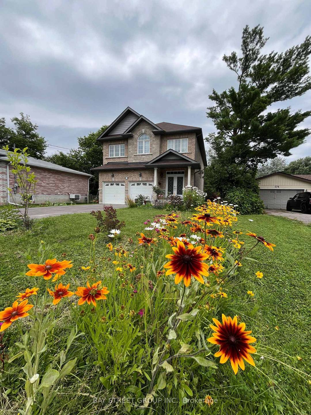 Bright Bedroom with Jack and Jill Bathroom All Inclusive Keswick Move in ready bedroom with a shared Jack and Jill full bathroom, connected to one other bedroom only.