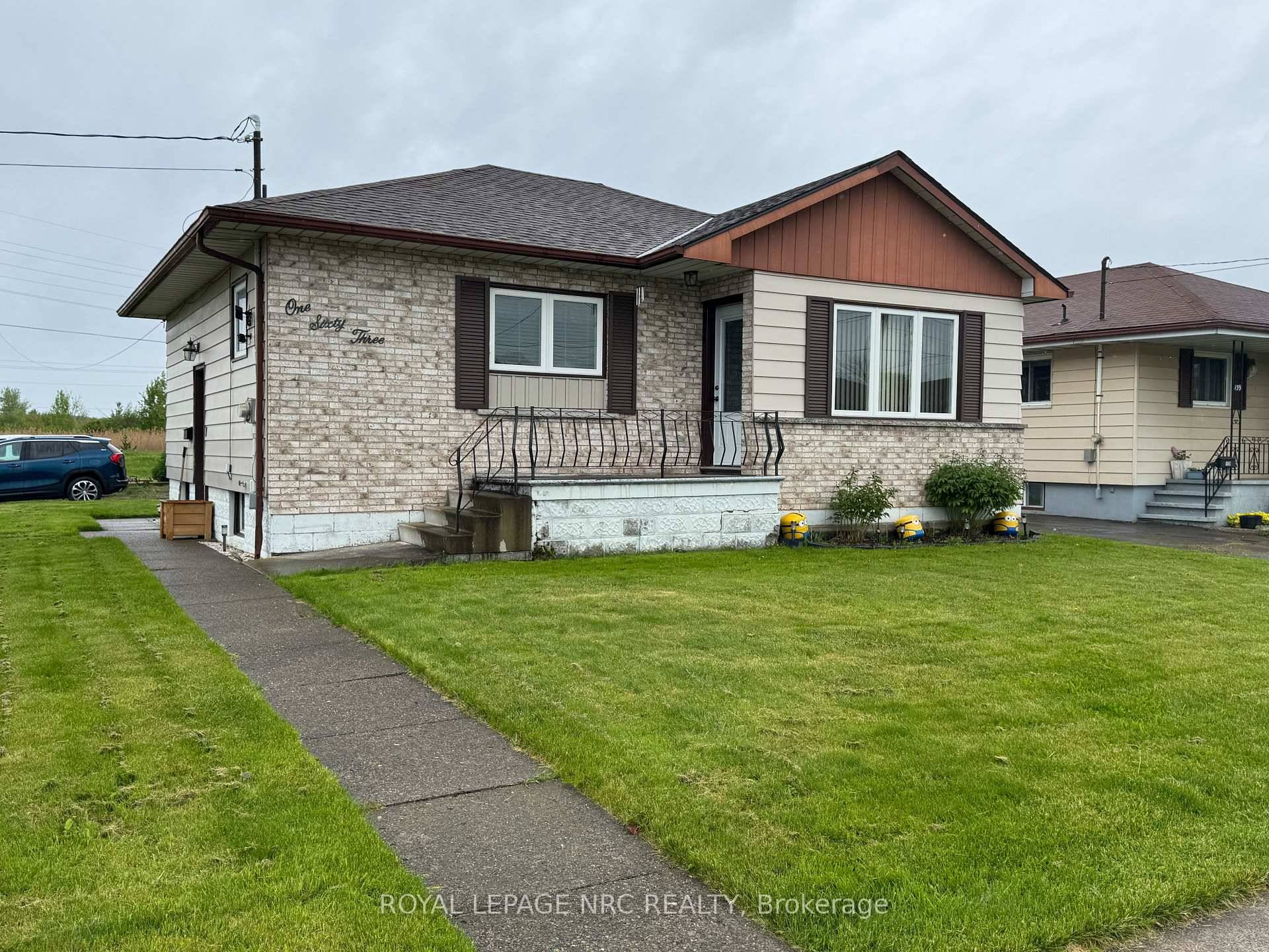 This solid three bedroom bungalow sits at the end of a quiet street, backing directly onto the scenic Canal Trail perfect for those who appreciate nature right outside their door.