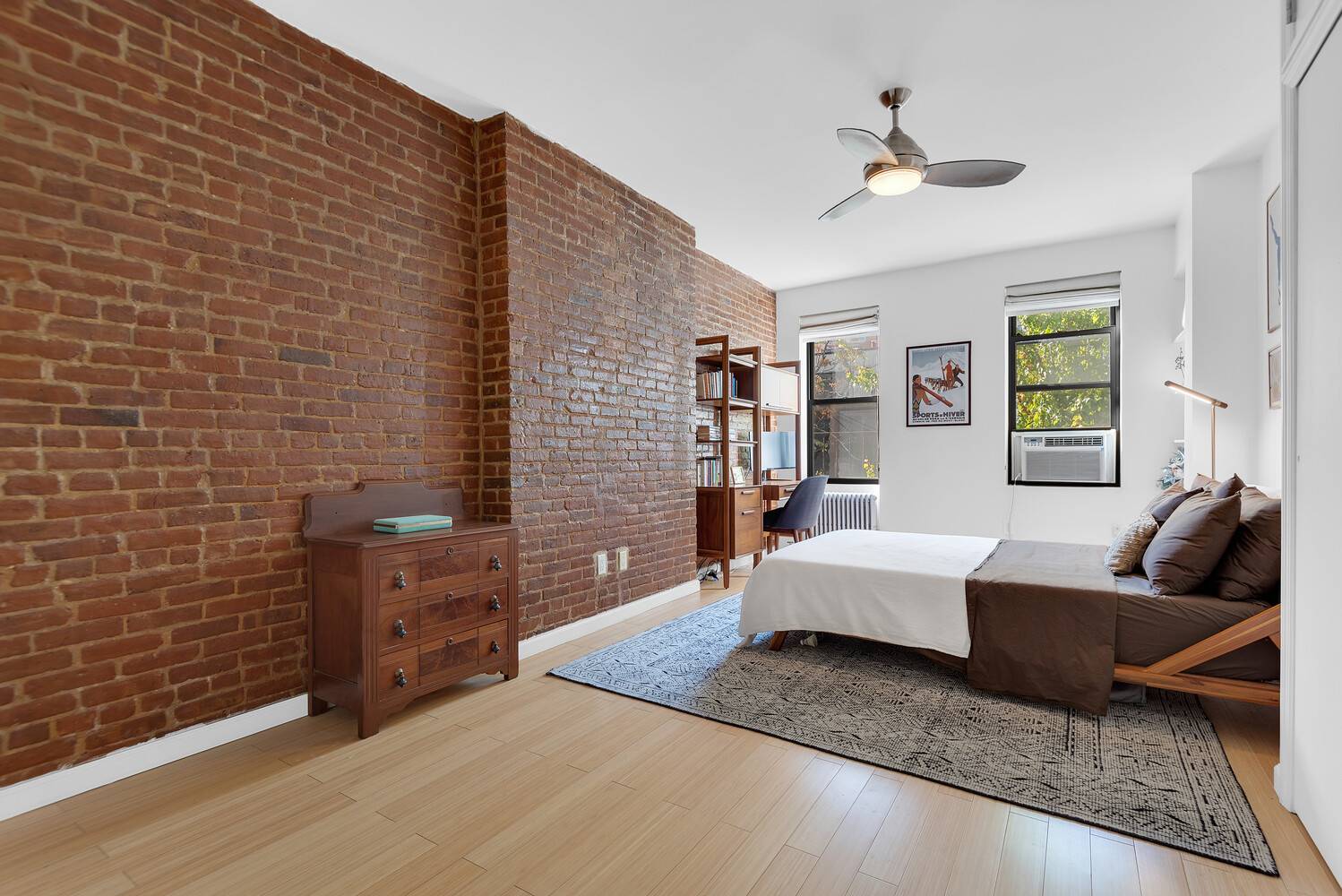 Nestled on a peaceful, tree lined block in the heart of the Upper East Side, this top floor one bedroom co op offers a calm and inviting retreat above the ...