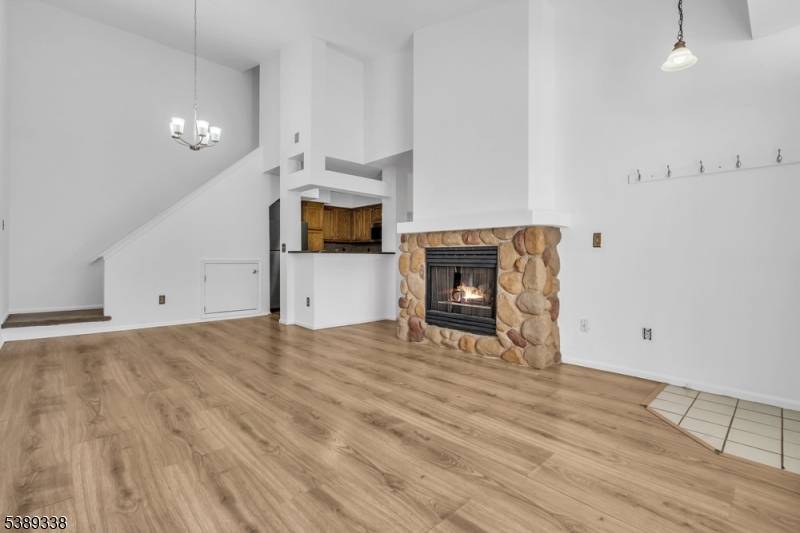 Multi Floor sunny 2BD 2BA condo with plenty of space, Living Dining Room combo overlooking a nice size patio to enjoy the view !