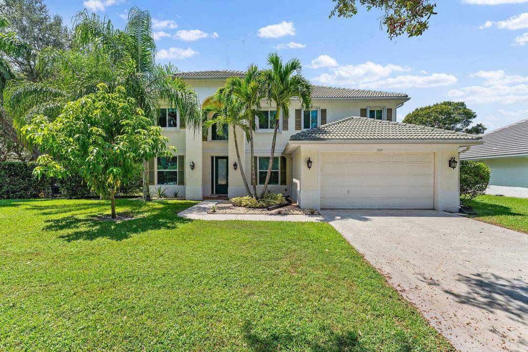 Exquisite family oasis in Jupiter's Premier Neighborhood.