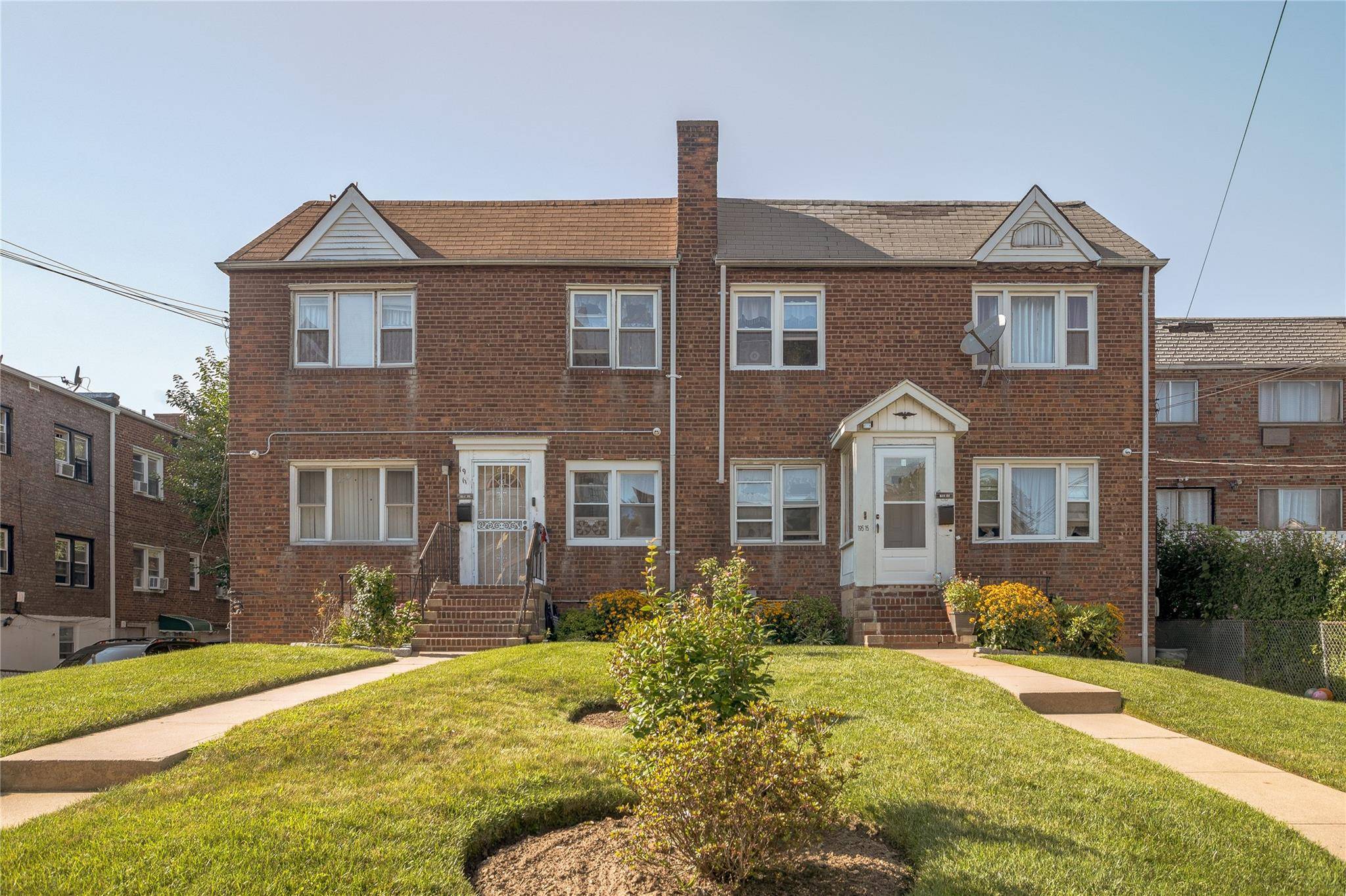 TWO LEGAL 2 FAMILY HOMES FOR SALE IN HOLLIS, QUEENS 195 11 amp ; 195 15 Woodhull Avenue, Hollis, NY 11423 Asking Price 900, 000 each Package Deal Available Exceptional ...