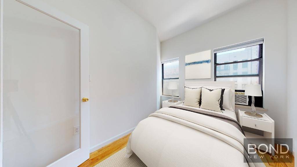 Massive 2 bedroom in the heart of East Village !