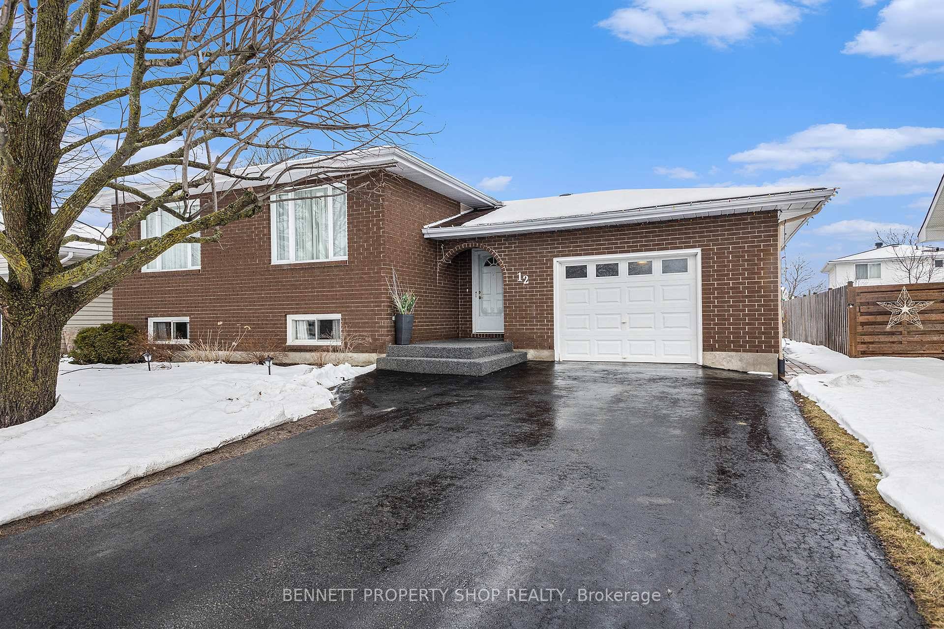 Sought After Arnprior Gem !