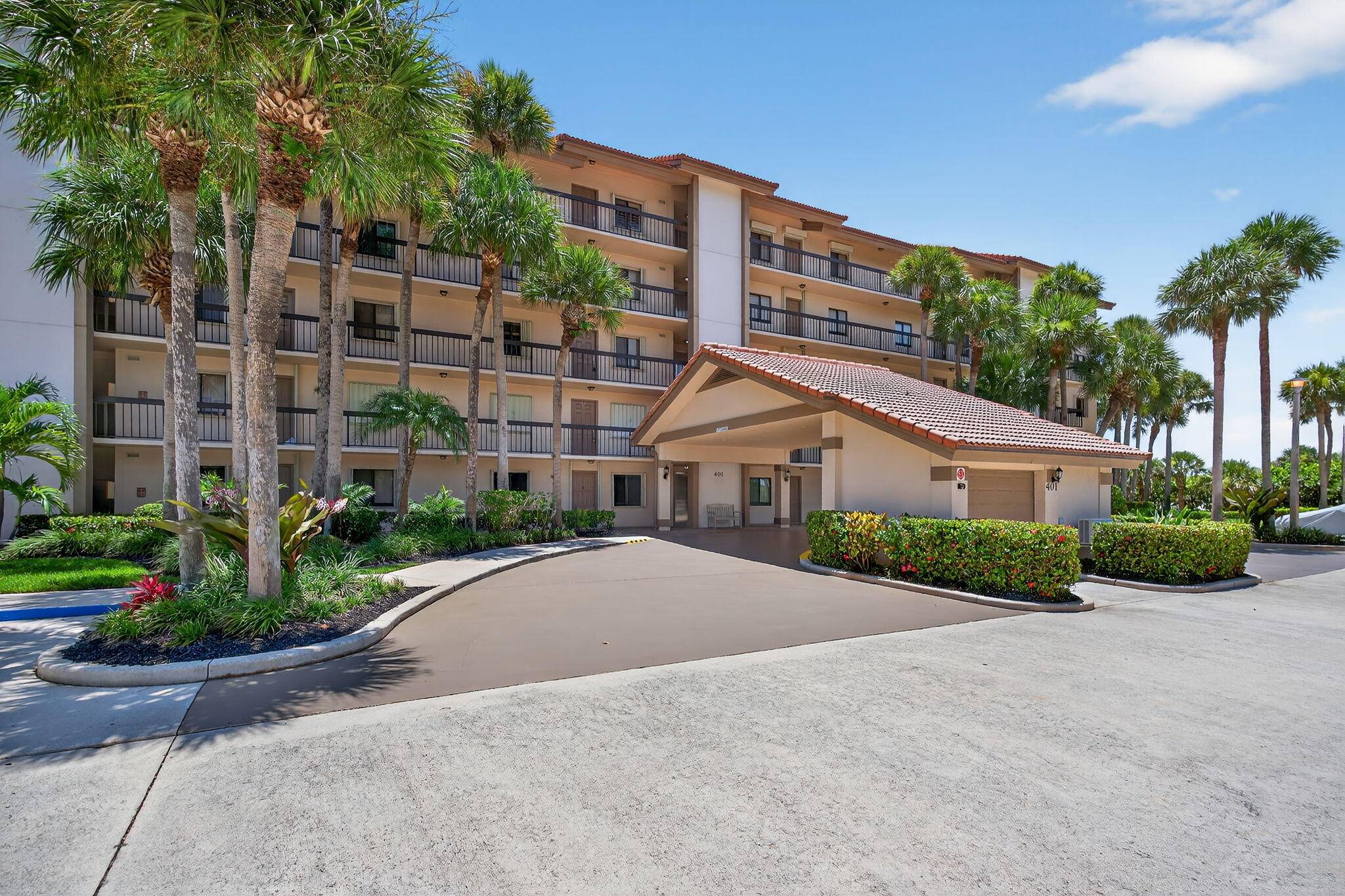 A beautifully updated and decorated 2 bedroom, 2 bath condo plus a flex room located less than a quarter mile from the beach in the desirable Ocean Bluffs North community.