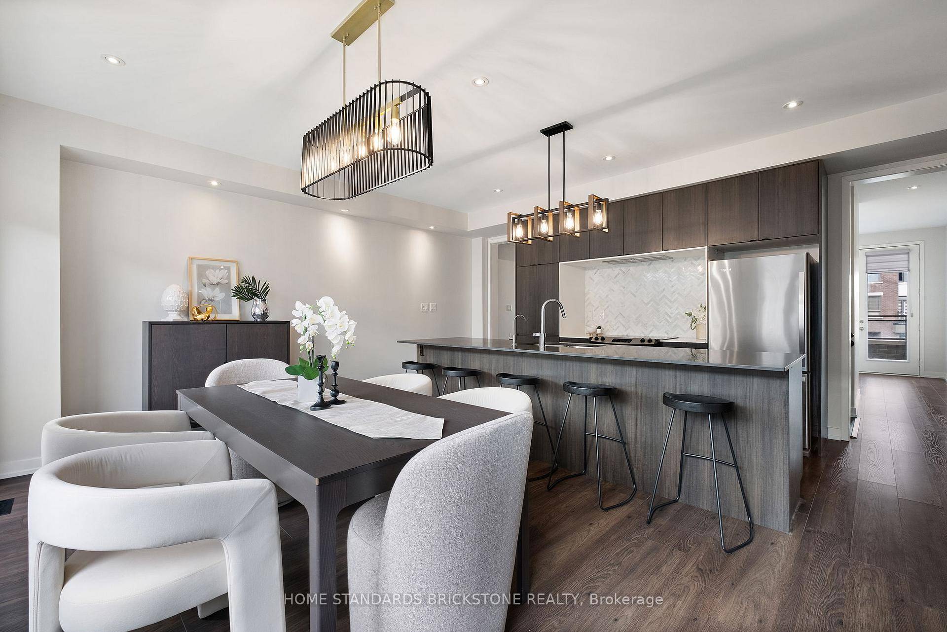 Fully fenced Freehold Townhouse.