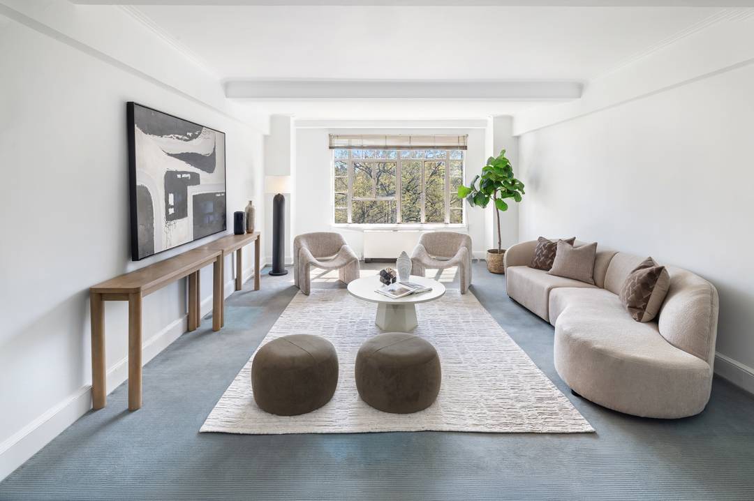 EXCEPTIONAL CLASSIC 6 ON CENTRAL PARK.