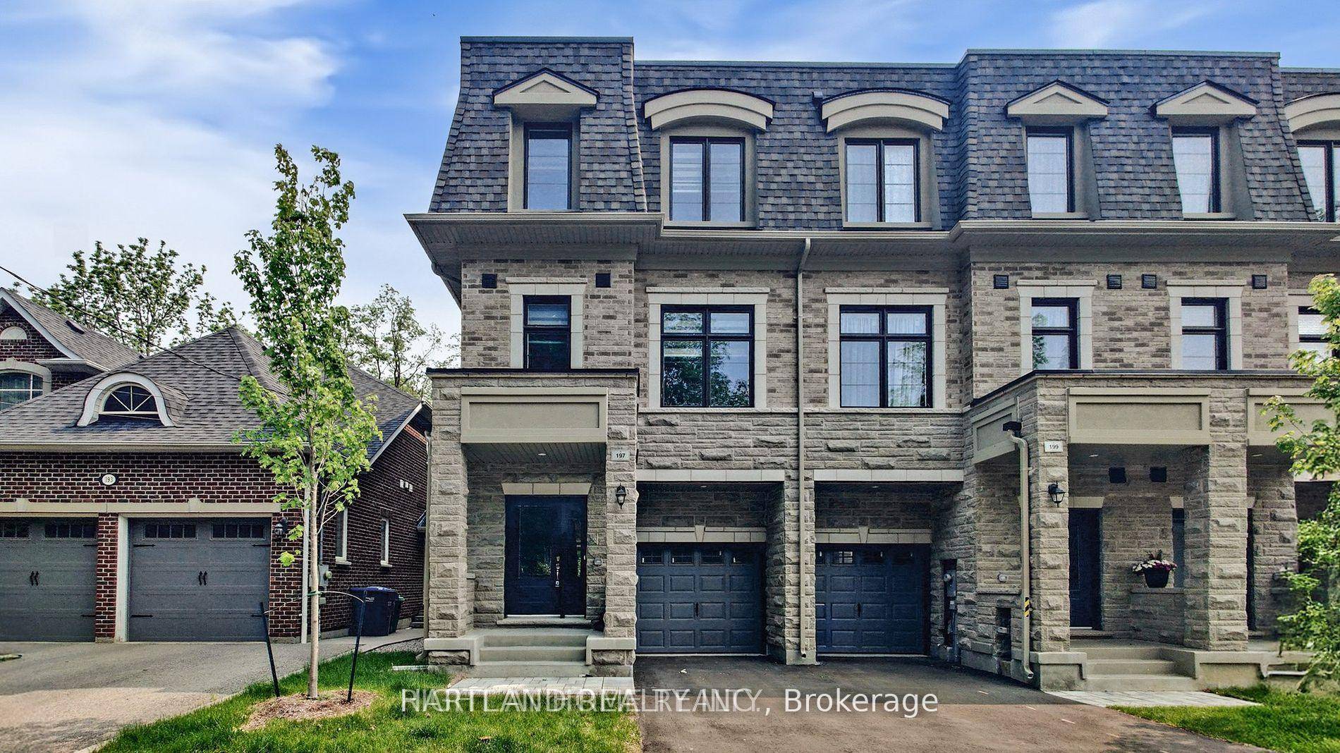 Located in the HEART OF STREETSVILLE charming Village, vibrant boutique shops and local conveniences.