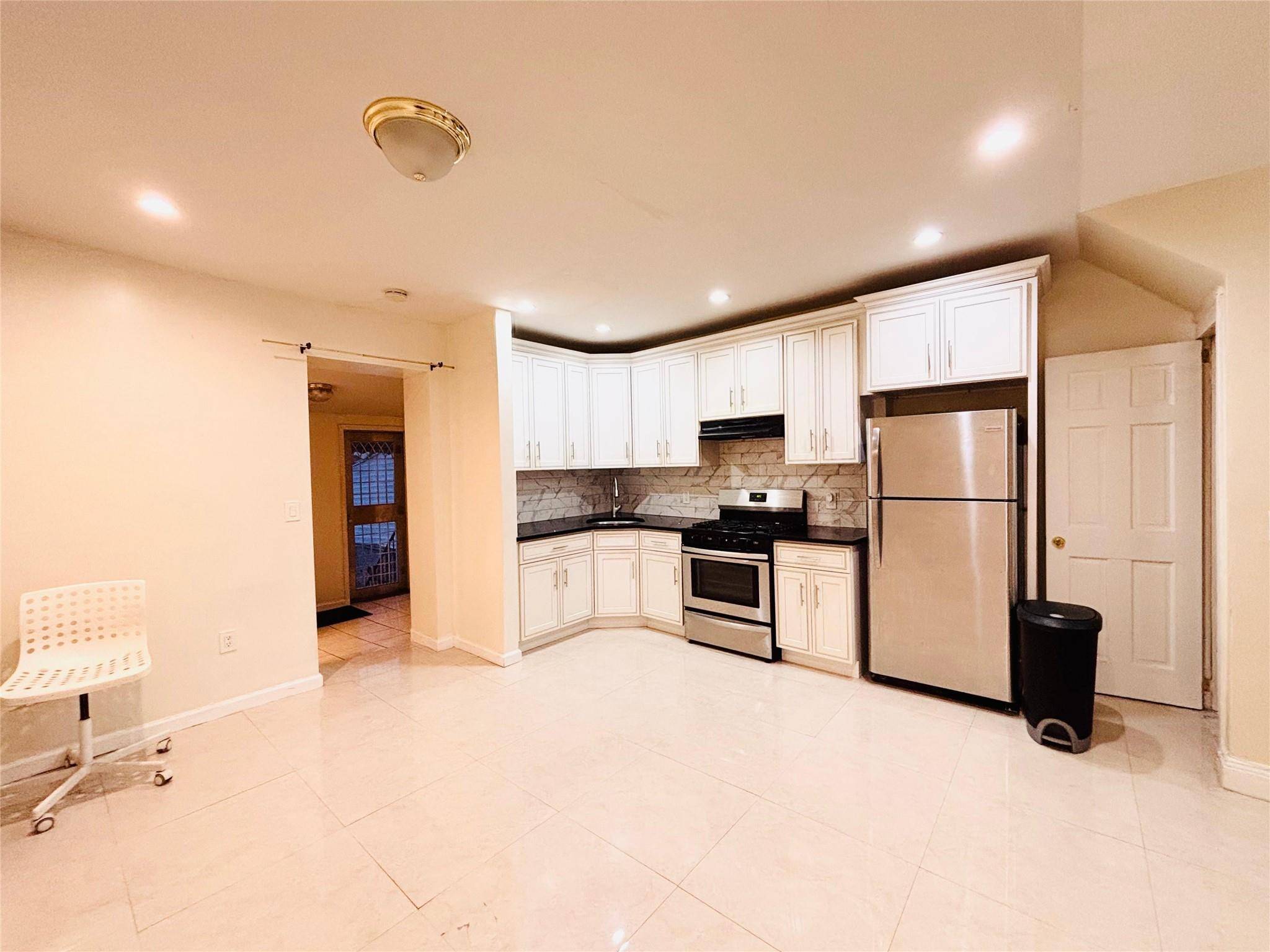 Welcome To Beautiful And Well Maintained One Family House.