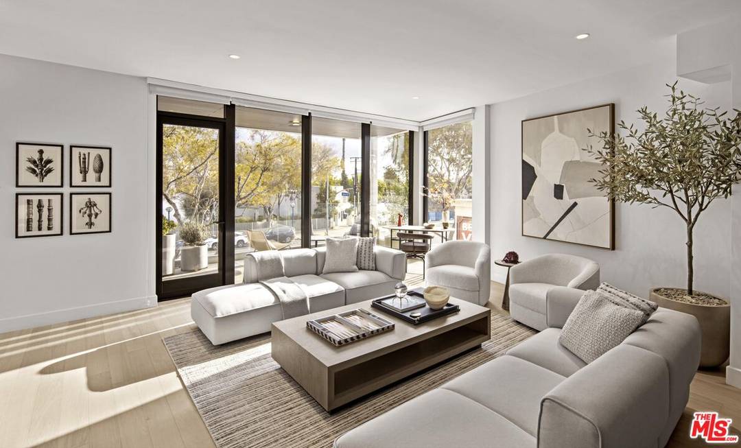 9001 Santa Monica Blvd 1BR Sunset Strip La