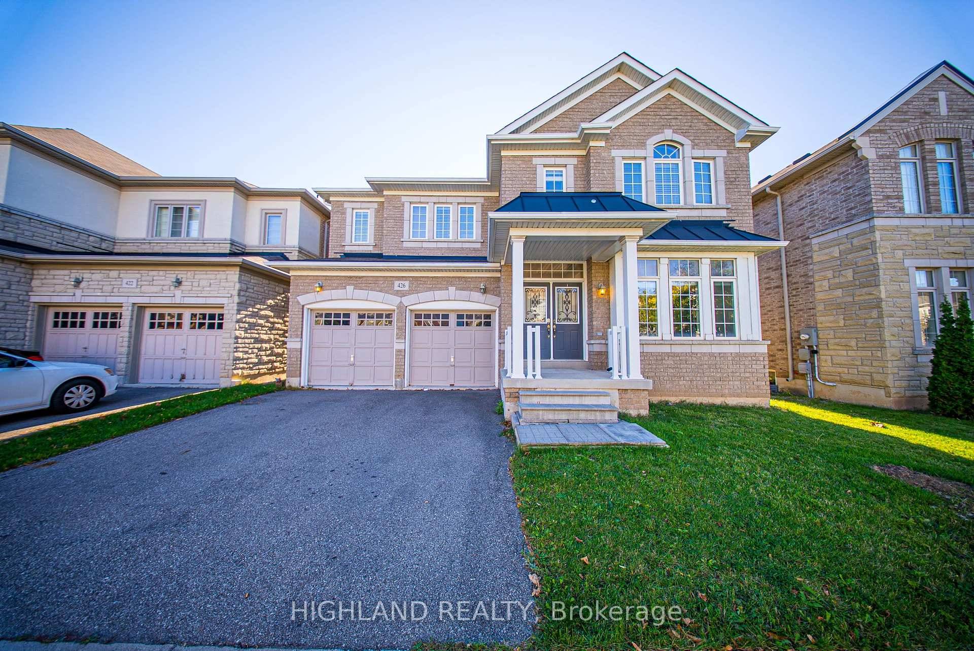 Spectacular amp ; Luxury 4 Bedrooms 4 Washrooms Detached Home In High Demand Glenorchy Community Of Oakville.