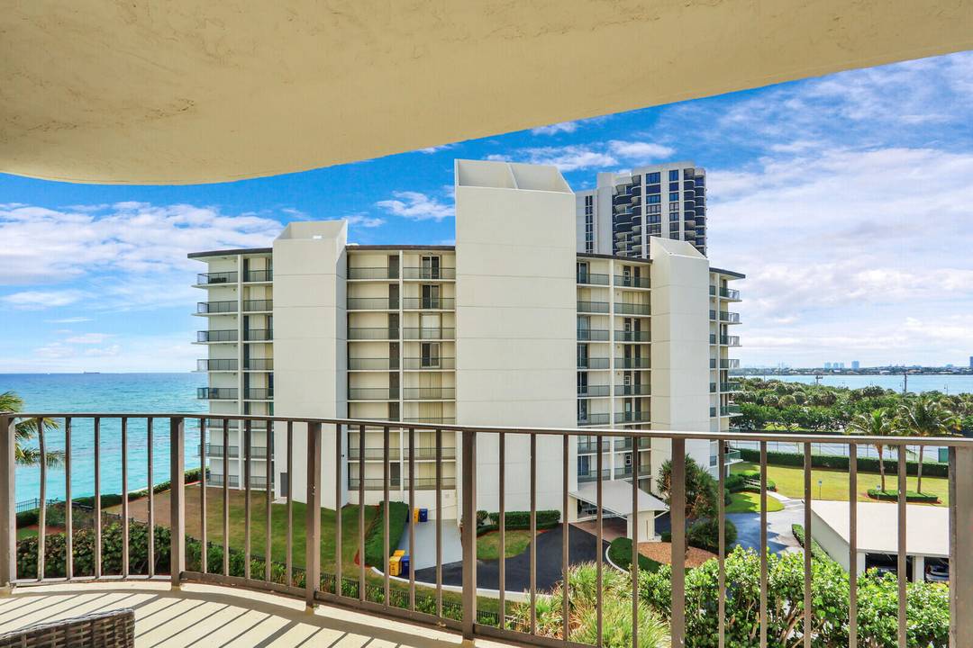 Experience elevated coastal living from this beautifully appointed high floor, 2 bedroom, 2 bath oceanfront residence, an exceptional retreat for your Florida seasonal stay.