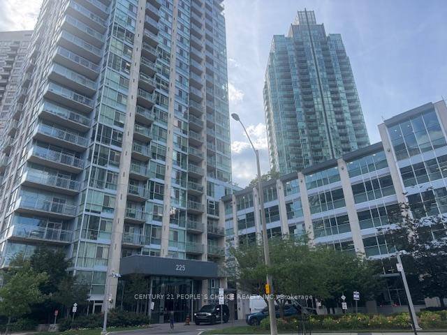 Location Location ! ! Gorgeous Sun Drenched 1 Br Den at The Luxurious 'Solstice' Condo !