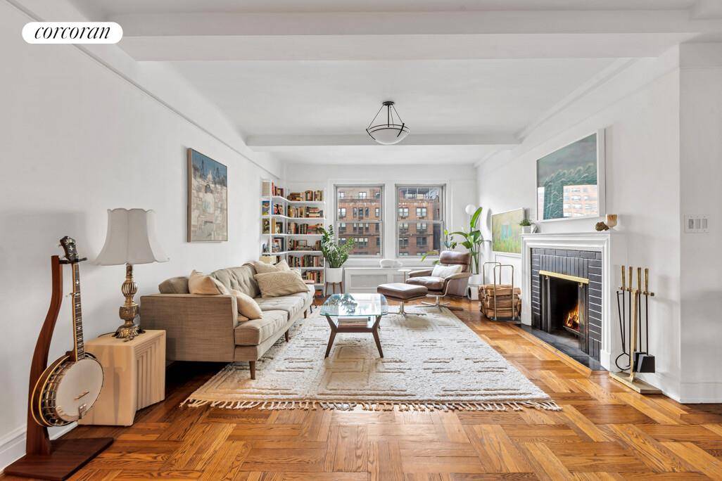 Welcome to your dream home at 163 East 81st Street, Unit 8C, nestled in the vibrant Upper East Side !