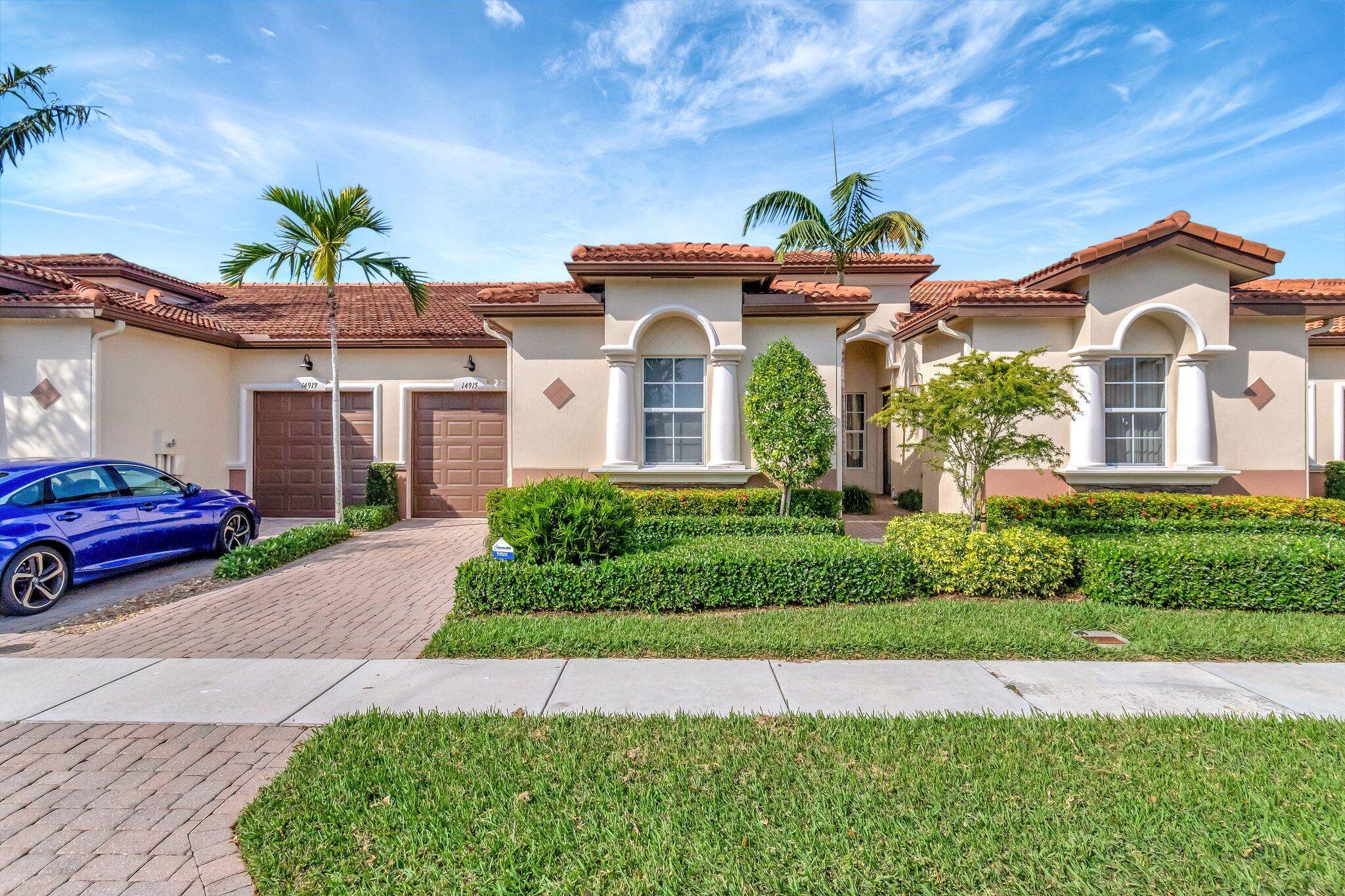 Rarely available 2 bedroom with a den as a possible 3rd bedroom.
