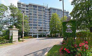 Welcome to a Very Rare Penthouse Corner Suite in the Pinnacle I Building.