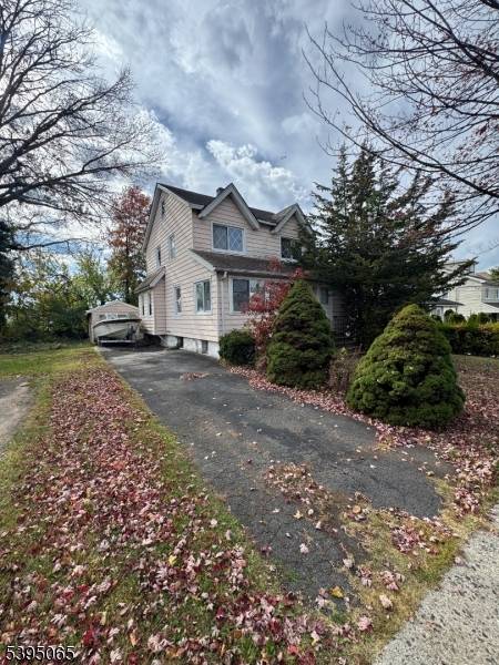 Amazing opportunity in the heart of Ridgefield !