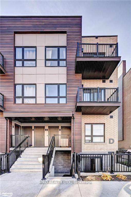 Welcome to your new home in the sought after Laurentian Hills area !